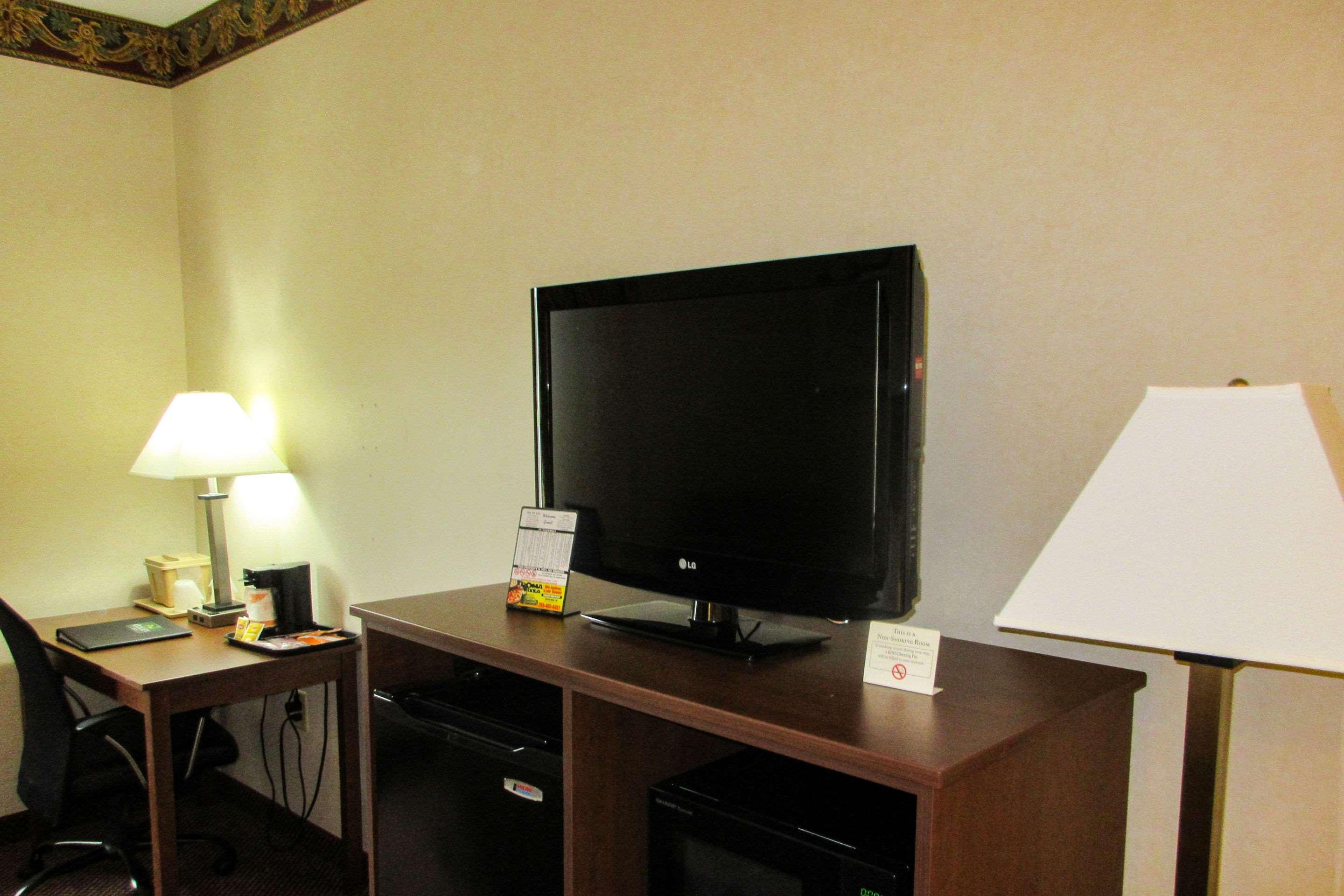 Quality Inn Sawyer Buitenkant foto