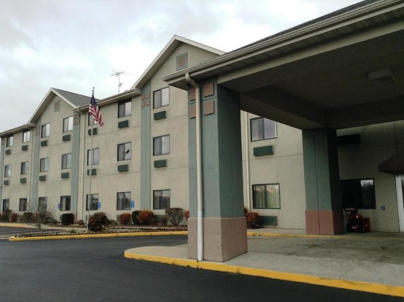 Quality Inn Sawyer Buitenkant foto